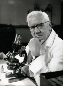 Алекса́ндр Фле́минг (Alexander Fleming)