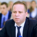 Валерий Мирошников участвовал в разработке закона о страховании вкладов